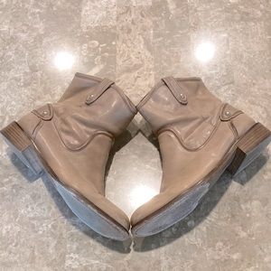 Juicy Couture leather cowgirl ankle boots